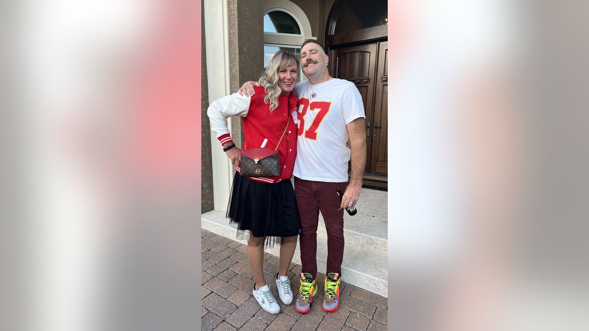 How to Nail the Travis Kelce and Taylor Swift Halloween Costume This Year!